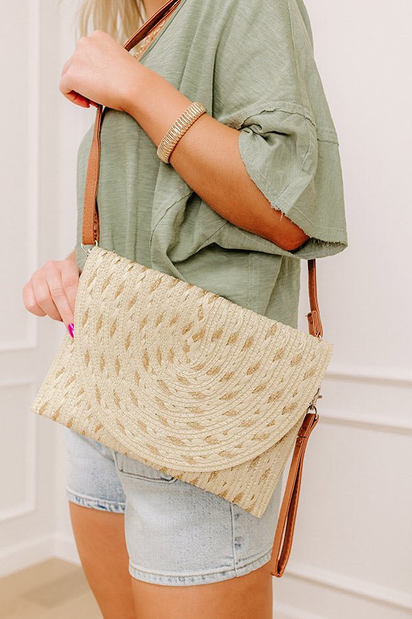 2502274994000-2025031315221600-a32f9e6dcocktail-hour-raffia-woven-clutch-in-beige.jpg