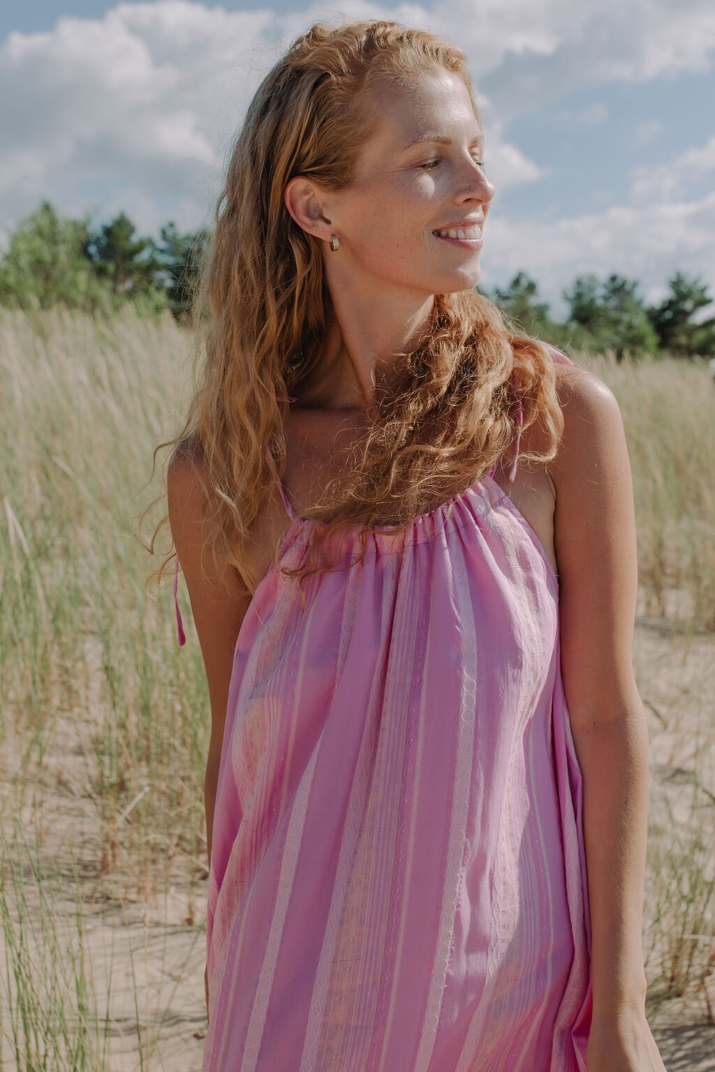 Pink_women_beach_dress.jpg