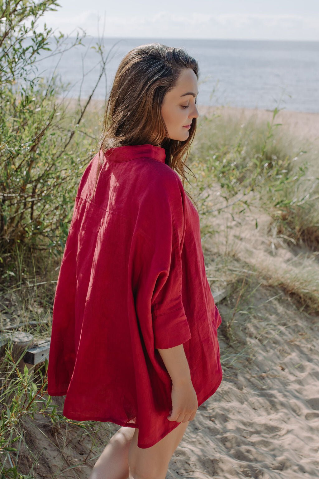 women_oversized_linen_shirt_in_red_colour.jpg